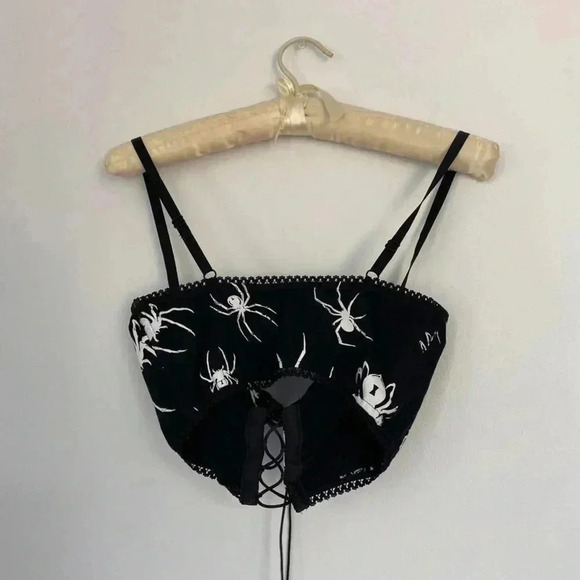 Dolls kill web of sins corset crop top. - Picture 4 of 4